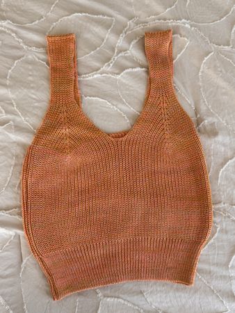 Neu - Damen Stricktop orange gerippt ärmellos 