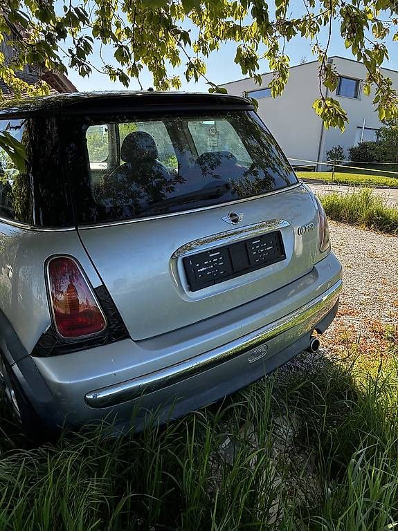 Mini Autos: Mini cooper 8 fach bereift – Gebraucht aus Cordast von kil_76vh 1