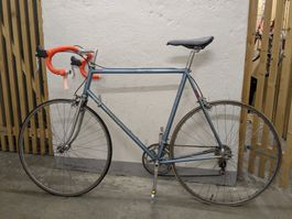 Vintage Mondia Rennvelo mit Shimano 600 Komponenten
