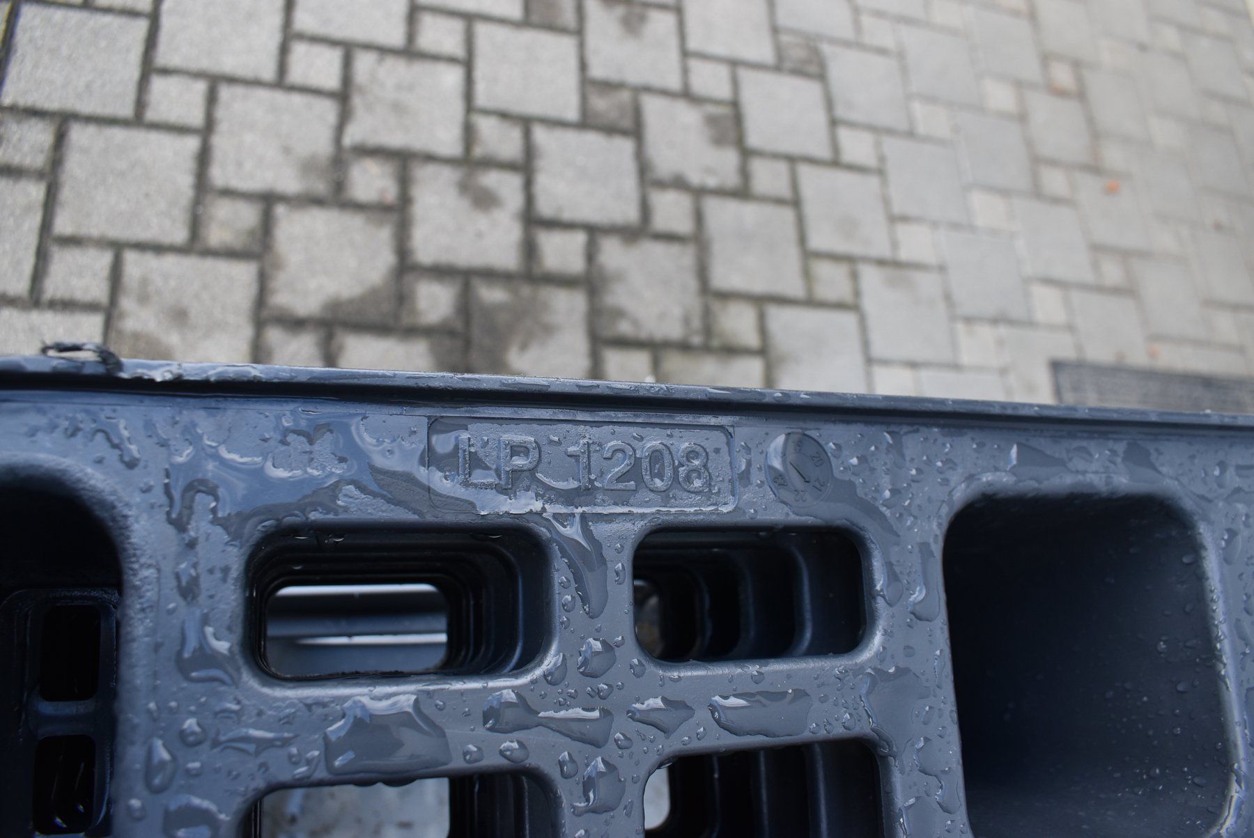 Pallets: 5x Auer Leichtpaletten mit Sicherungsrand – Usato da Schönenberg TG venduto da Scania10 1