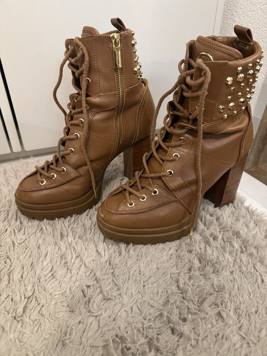 Michael Kors Chaussures femmes: Michael Kors Boots – D'occasion à Suhr par iam.deestiny 1