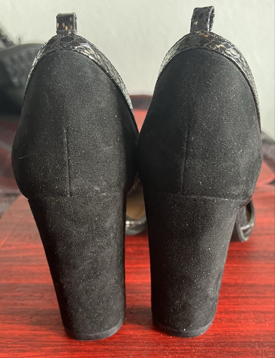 Anna Field Scarpe da donna: Anna Field Escarpins élégants T 39 - Talons bloc chic – Usato da Chézard-St-Martin venduto da Cheyenne_75 1
