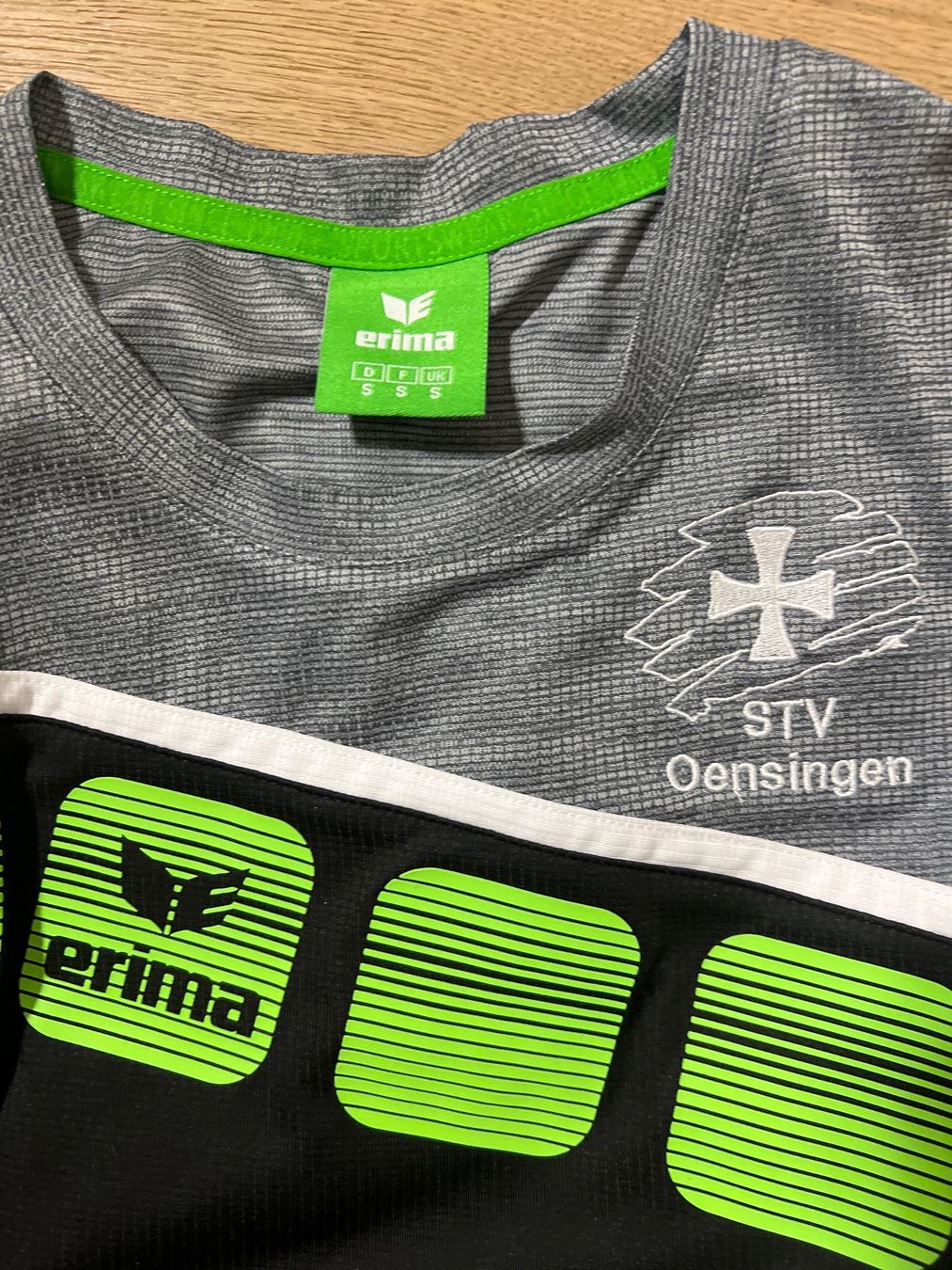 Erima T-shirt: Neu: Erima Funktionsshirt , Gr. S – Nuovo (secondo la descrizione) da Oensingen venduto da SchickeDame 2