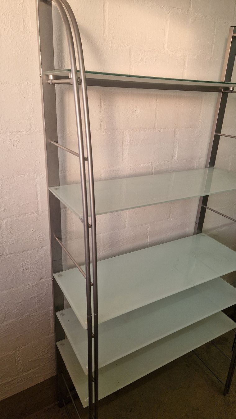 Vetrine: Vitrine Gestell – Usato da Niederhasli venduto da rehauge01 4