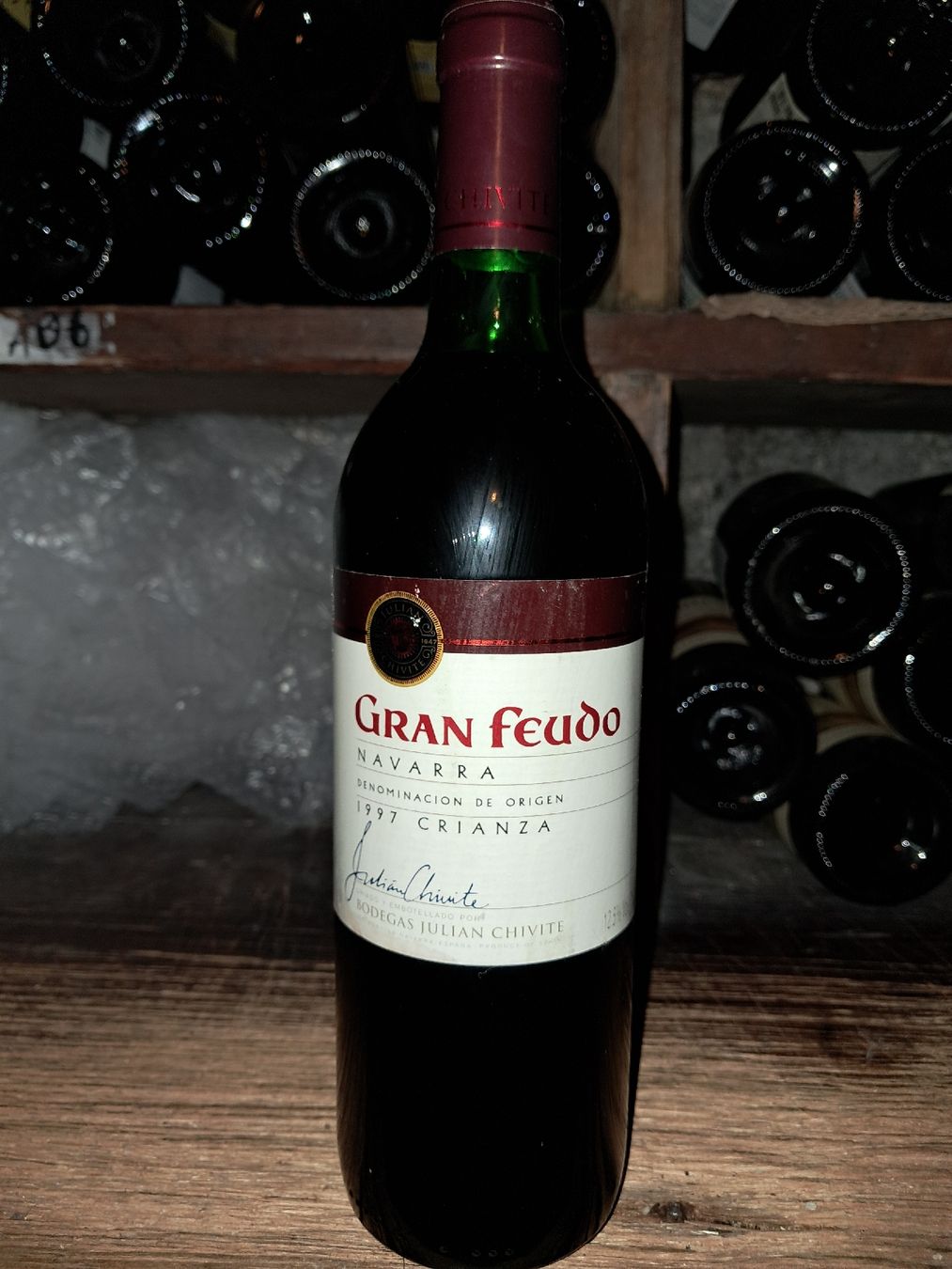 Vino: Bodegas Julián Chivite Gran Feudo Crianza 1997 – Nuovo e nell'imballaggio originale da Le locle venduto da juliensaran