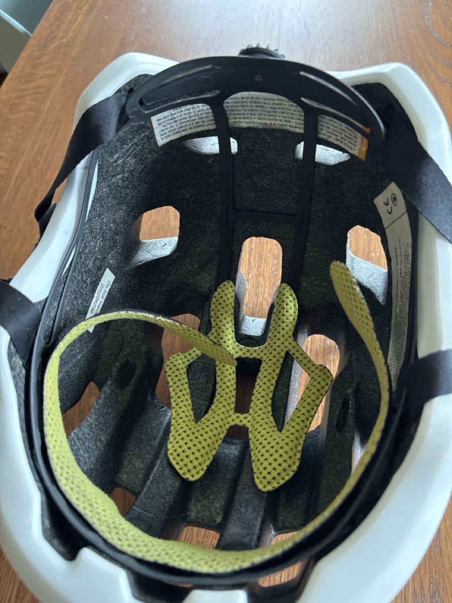 Poc Helme: Poc Kinder Velo Helm  – Gebraucht aus Bönigen b. Interlaken von Niccolinoo 2