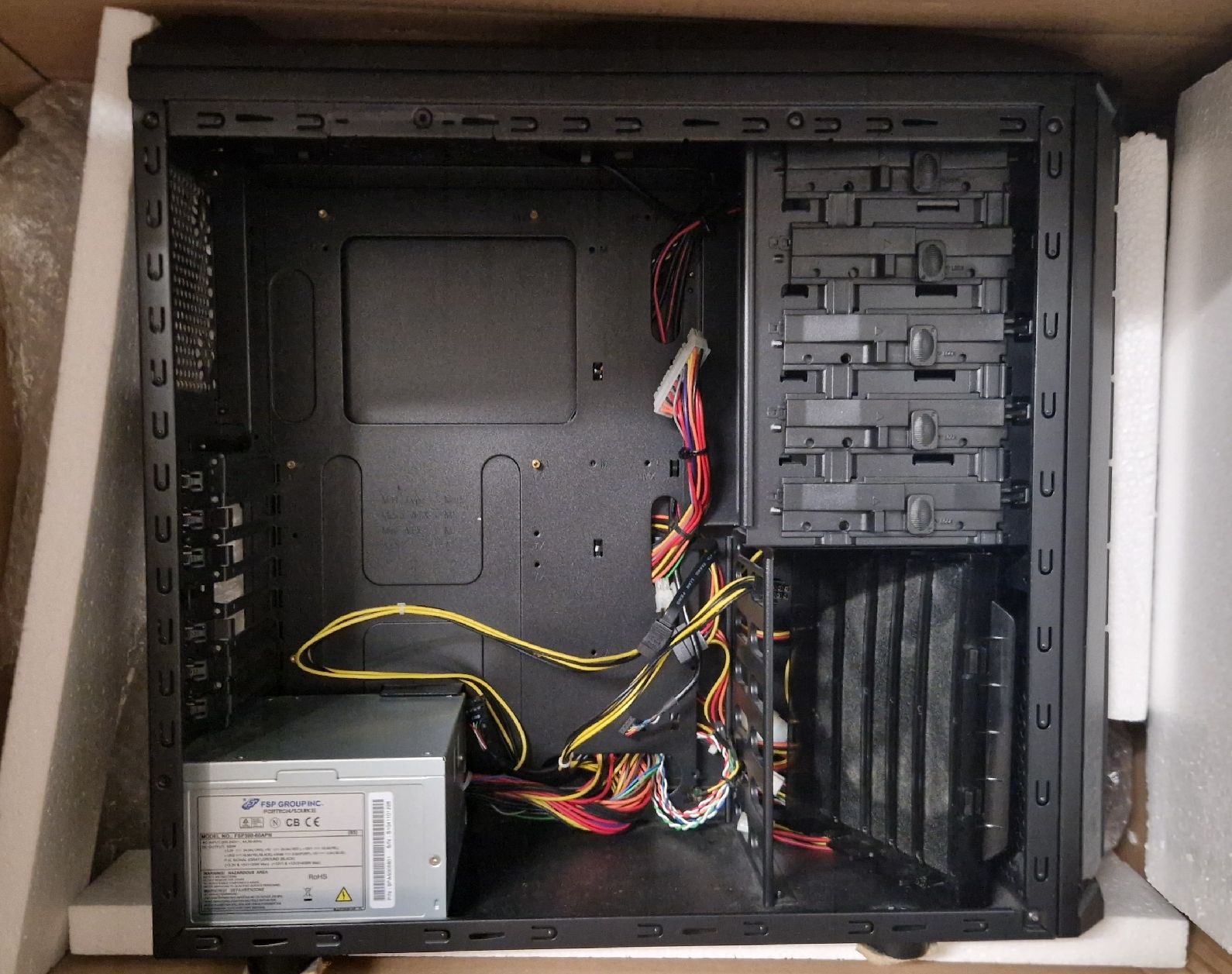 Custodie: PC Gehäuse STEG mit PSU 500W – Usato da Volketswil venduto da jbdrum 4