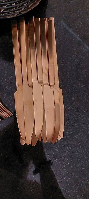 Set di piatti: IKEA Geschirr- & Besteckset  gebraucht – Usato da Schlieren venduto da nat_stm7 1