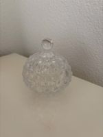 Dekorative Glasdose mit Deckel transparent