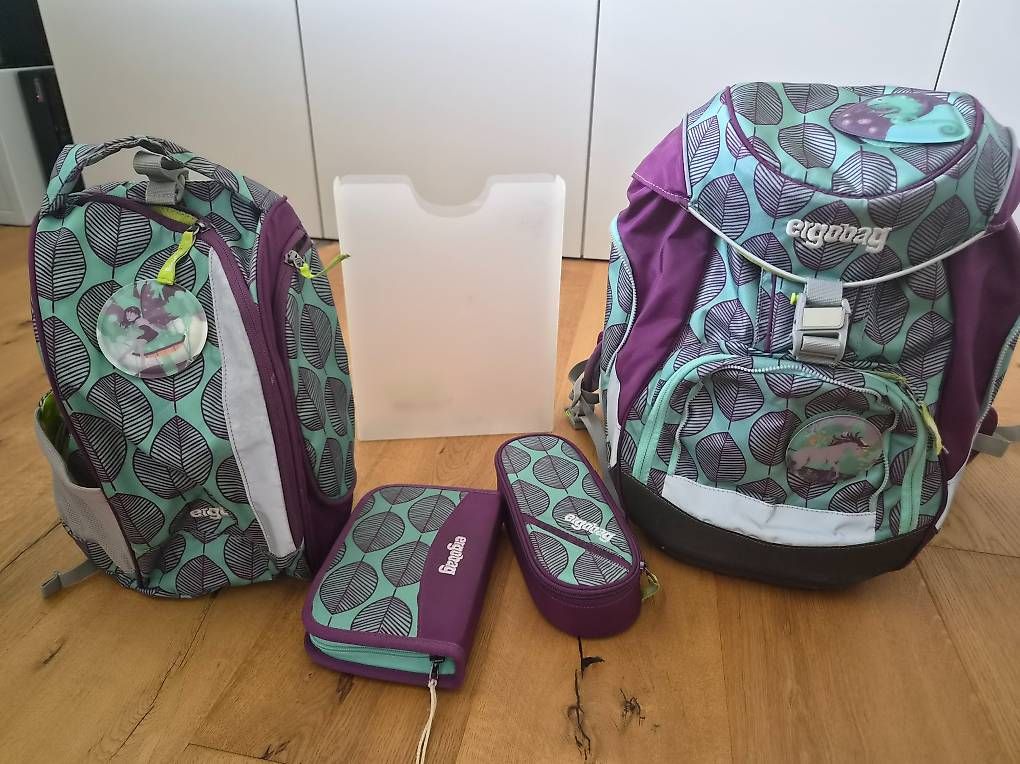 Zaini: Ergobag Schulrucksack-Set – Usato da Fahrni b. Thun venduto da zengis