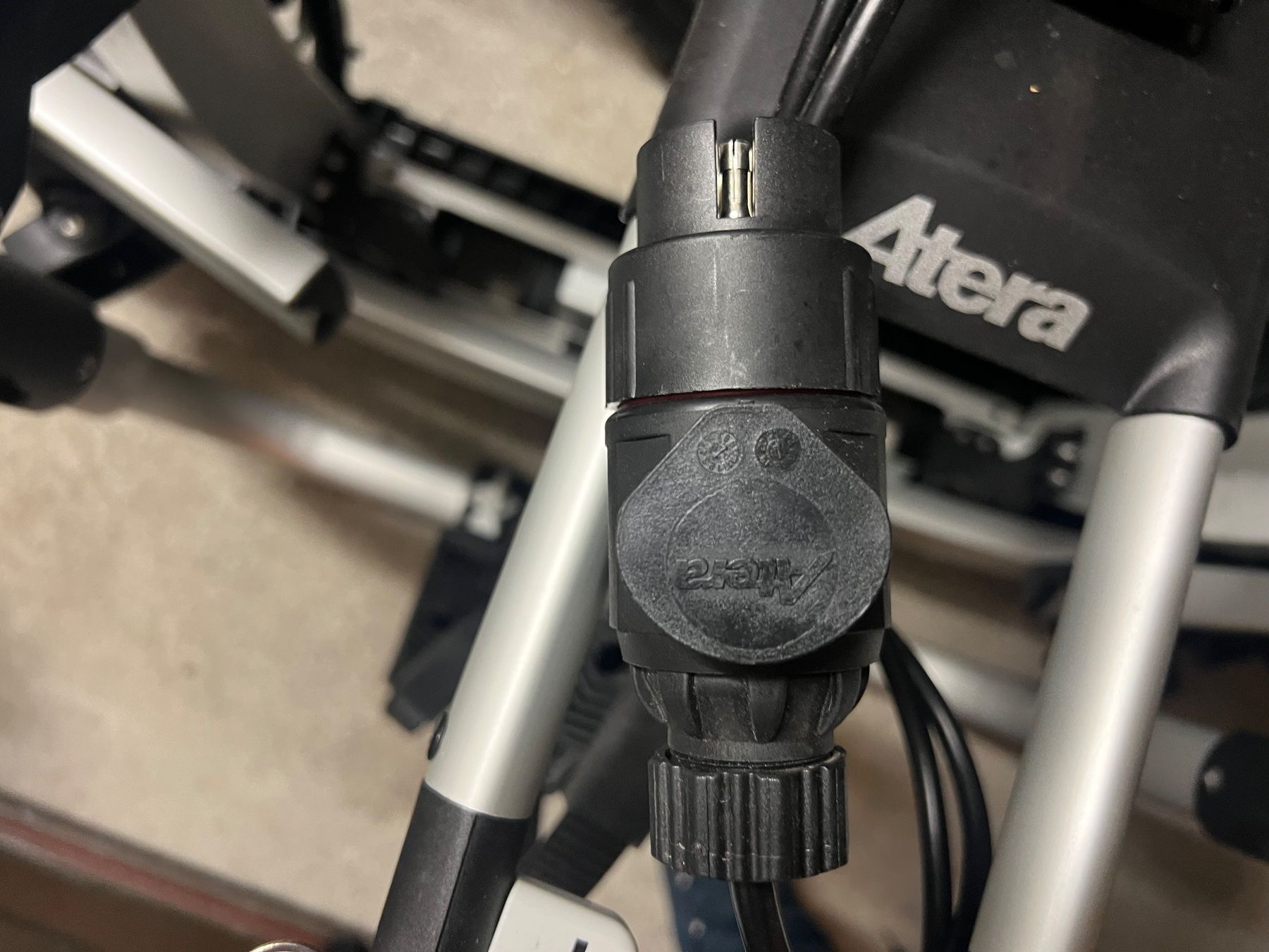 Autres accessoires: bike rack – D'occasion à Zweisimmen par luc_tx7r 2