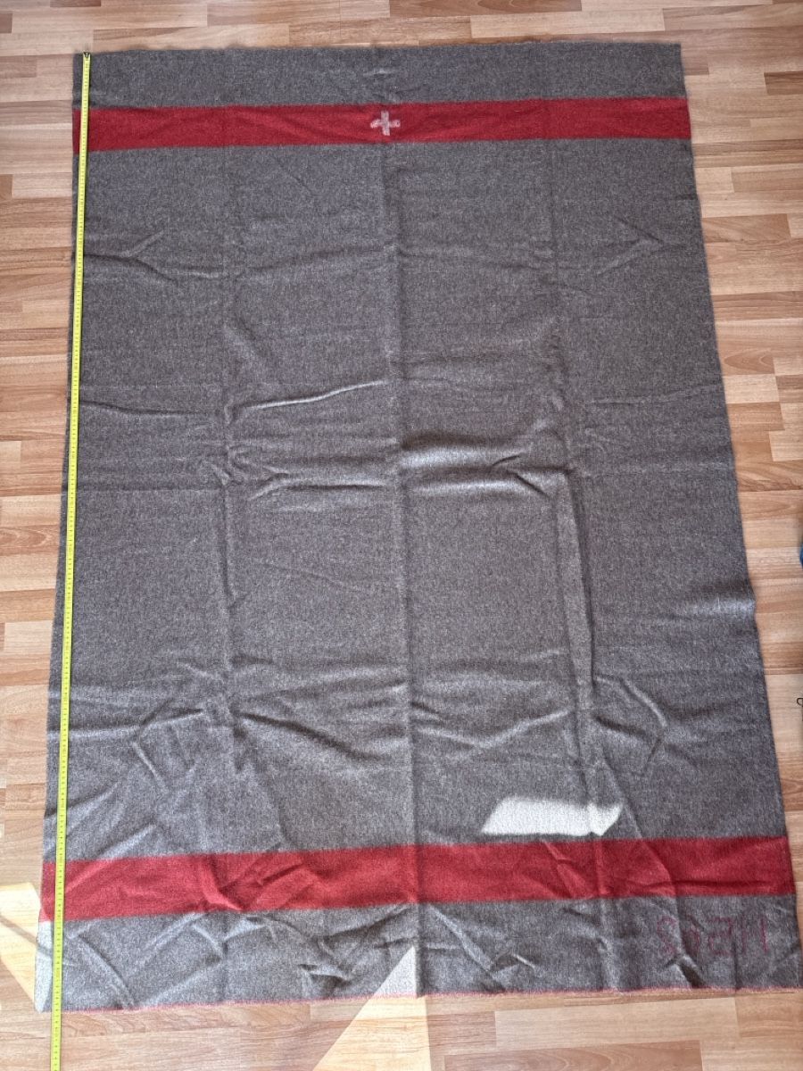 Schweizer Armee Coperte: Original Schweizer Armeedecke Wolldecke 207x142cm – Usato da St.Gallen venduto da maierm01
