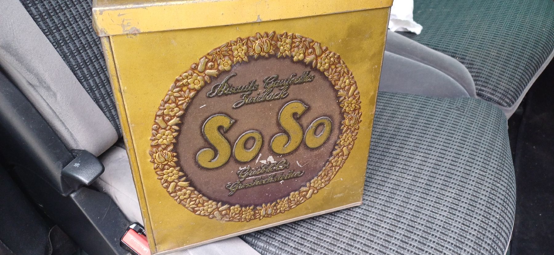 Tutte le decorazioni: SoSo Biscuits Dose Blechdose Vintage Sammler – Usato da Flawil venduto da Pinkmalibu 1