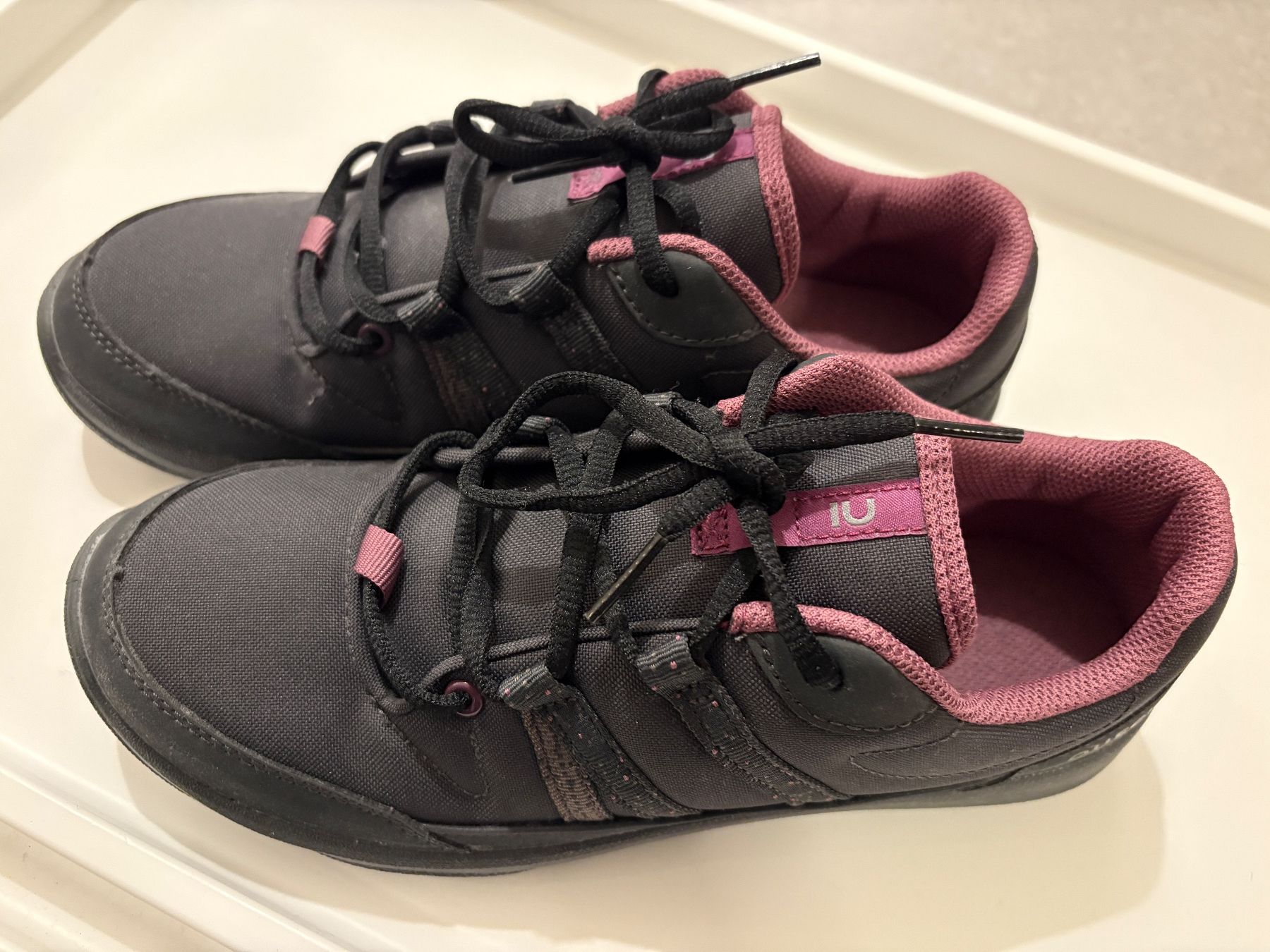 Scarpe da donna: Schuhe Quechua Grösse 38 – Usato da Auenstein venduto da 5222 1