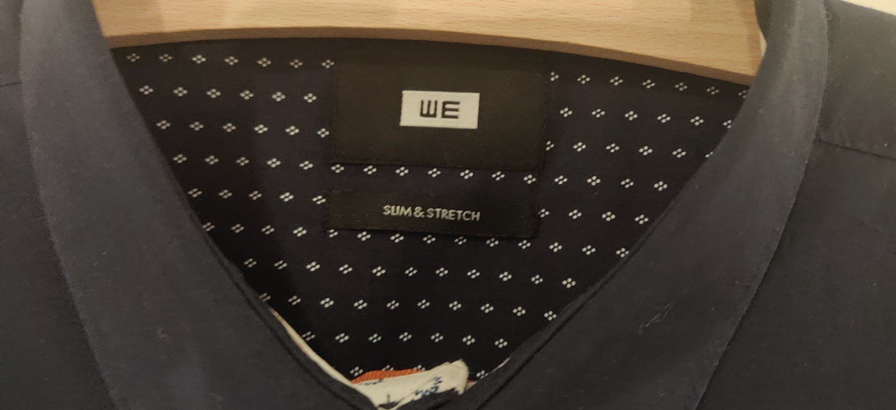 We Hemden: WE: Herrenhemd dunkelblau (slim-stretch), Gr. M – Gebraucht aus Wittenbach von Cgigi 1