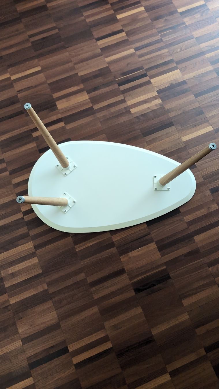 Tavoli: Moderner Couchtisch im skandinavischen Design – Usato da Freienwil venduto da MarcelloMarra 3