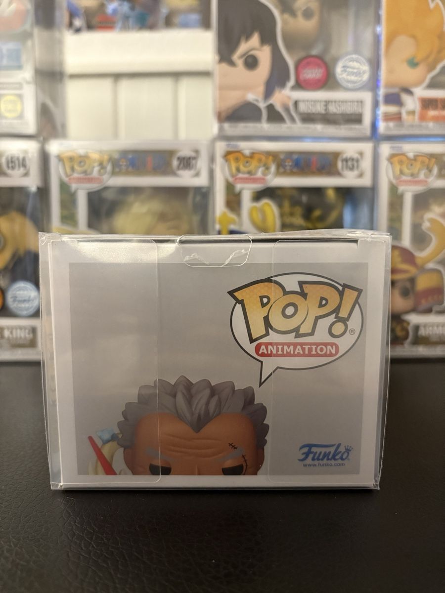 Funko Statuette: Funko Pop! Monkey D. Garp Chase One Piece – Nuovo (secondo la descrizione) da Alpnach Dorf venduto da Walsche 4
