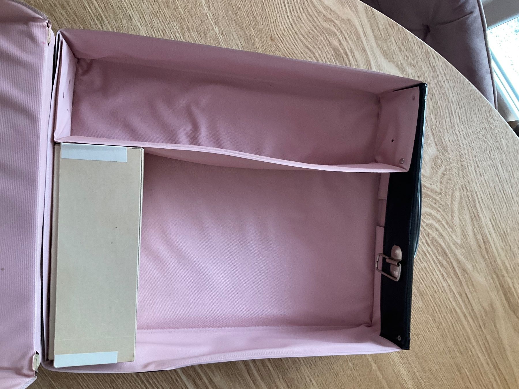 Puppen: Vintage Barbie Koffer 1960s – Gebraucht aus Herbriggen von Sehrazade 6