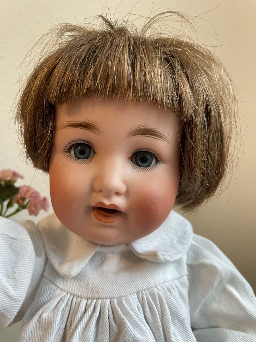 Bambole: Alte hübsche Puppe – Difettoso da Emmenbrücke venduto da miz_9kht 2