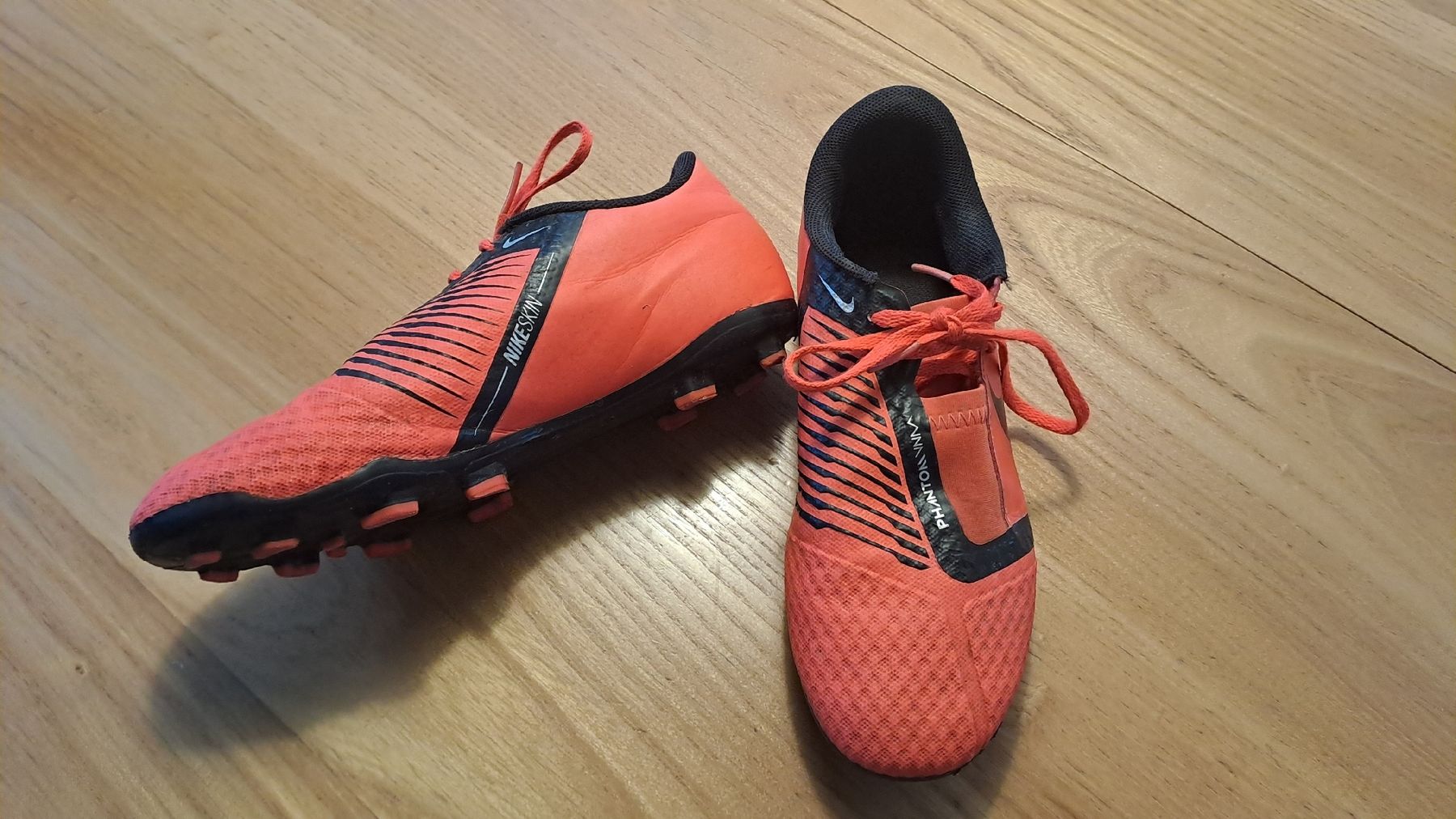 Nike Scarpe per ragazzi: Fussballschuhe  – Usato da Maseltrangen venduto da Aelplerin 1