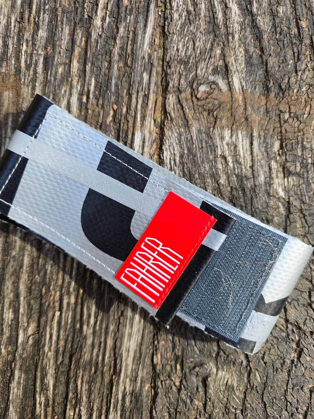 Pezzi di ricambio: Velo: Band für Hose, recycelt "FAHRER" – Nuovo (secondo la descrizione) da Romanshorn venduto da Rachacha