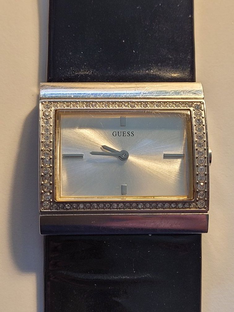 Guess Orologi: GUESS Stainless Steel - VINTAGE – Usato da Kreuzlingen venduto da glo_yg6c