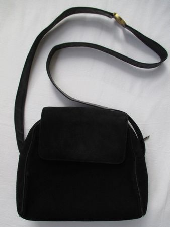 BALLY – Umhängetasche aus Veloursleder