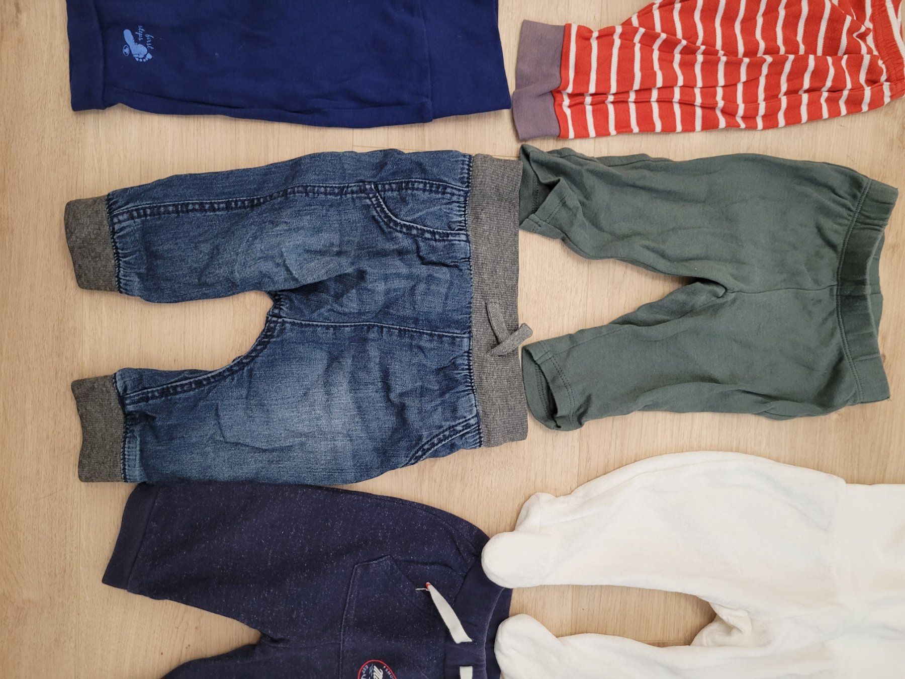 Pantaloni: Set Hosen Grösse 68 – Usato da Lupsingen venduto da sta_wgg5 2