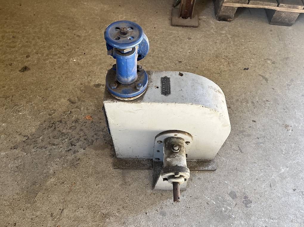 Tous les outils: Turbina ad acqua  – D'occasion à Airolo par Alexx5