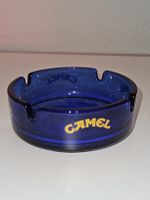 Camel Werbeaschenbecher Blau – Glas – Vintage – 4 Ablagen