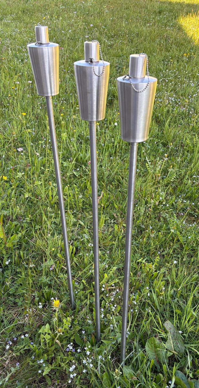 Tutte le decorazioni: - 3 - Garten Fakeln – Usato da Root venduto da essafa