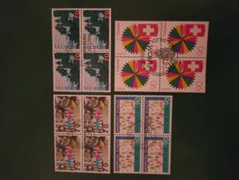 Briefmarken Helvetia: Viererblocke aus dem Jahr 1998.