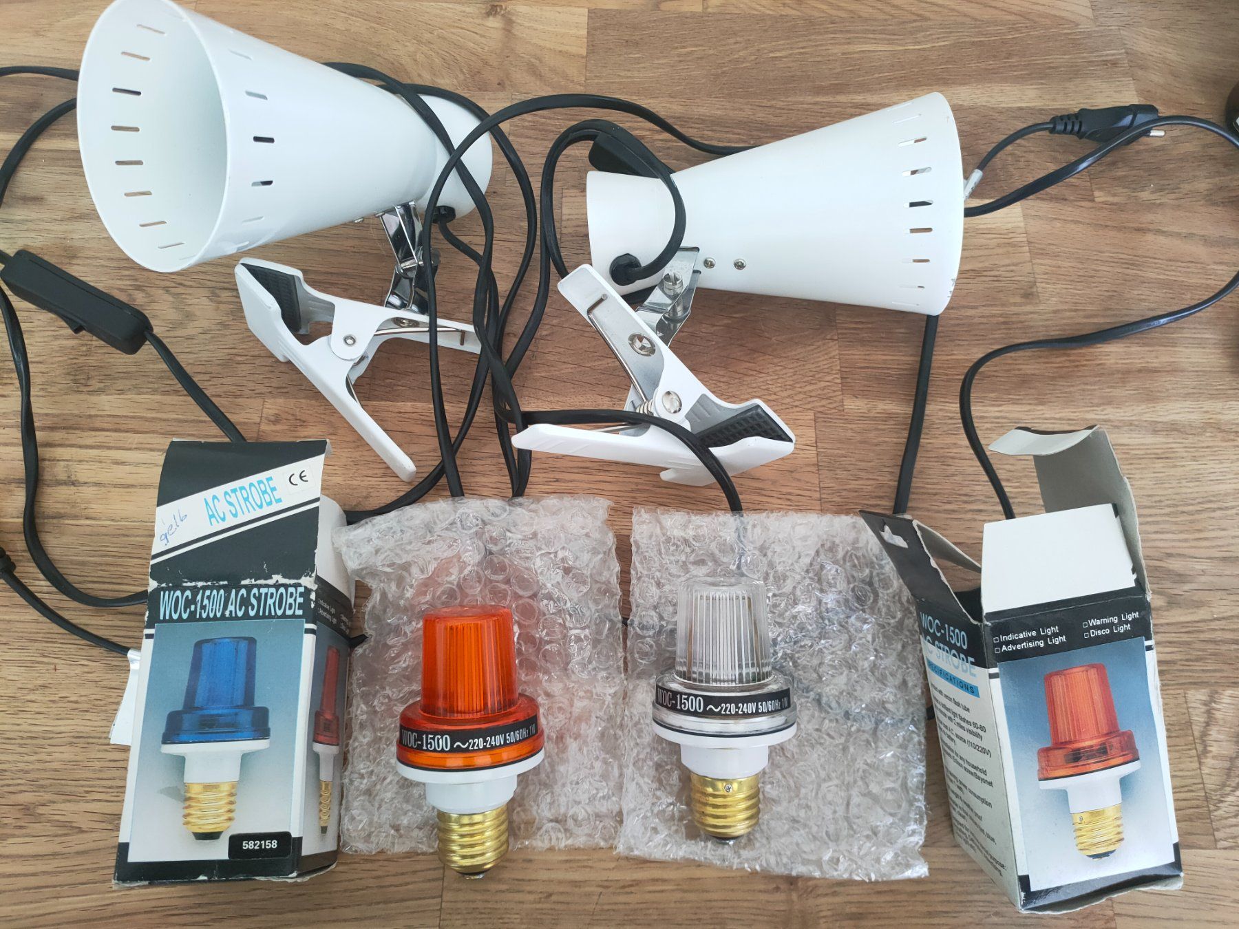 Lampen: Stroboskop -Blitzer mit zwei Klemm Lampen – Gebraucht aus St.Gallen von 55232 4