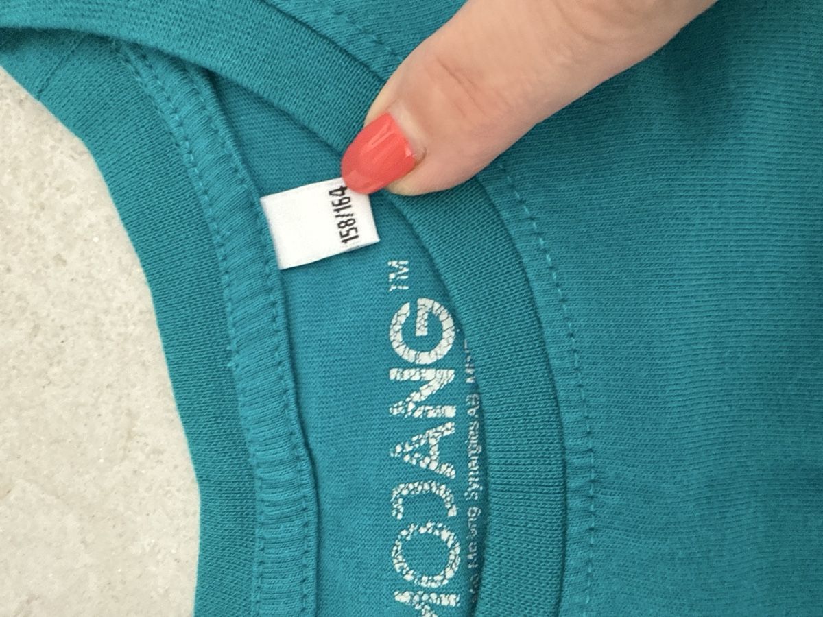 C&A Pullover & Sweatshirts: Pullover Gr.158-164, Brief 3.00 Fr. – Gebraucht aus Waltenschwil von lina-04 3