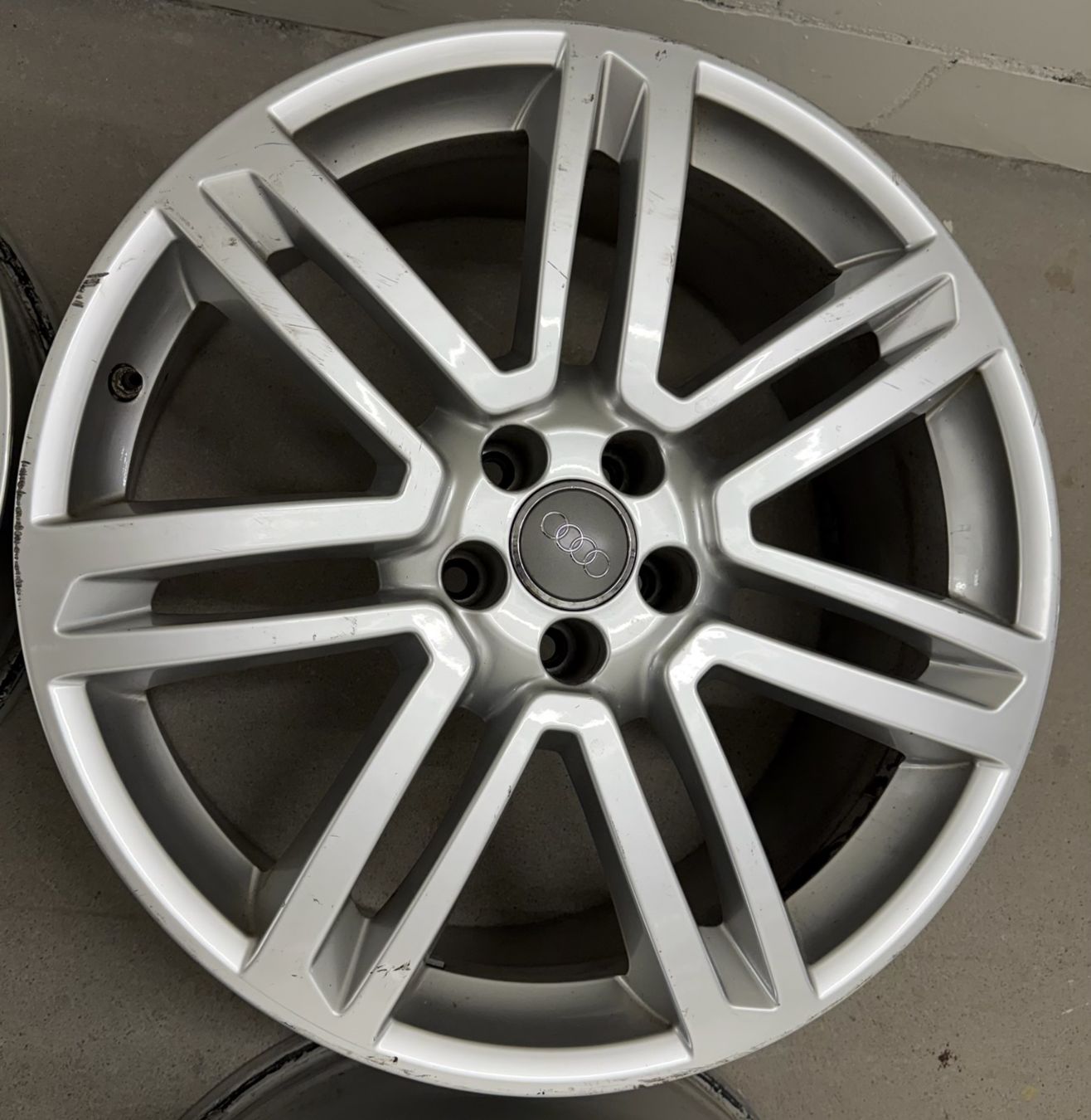 Audi Cerchioni: Original Audi RS6 20 Zoll – Usato da Baar venduto da fba_f78w 3