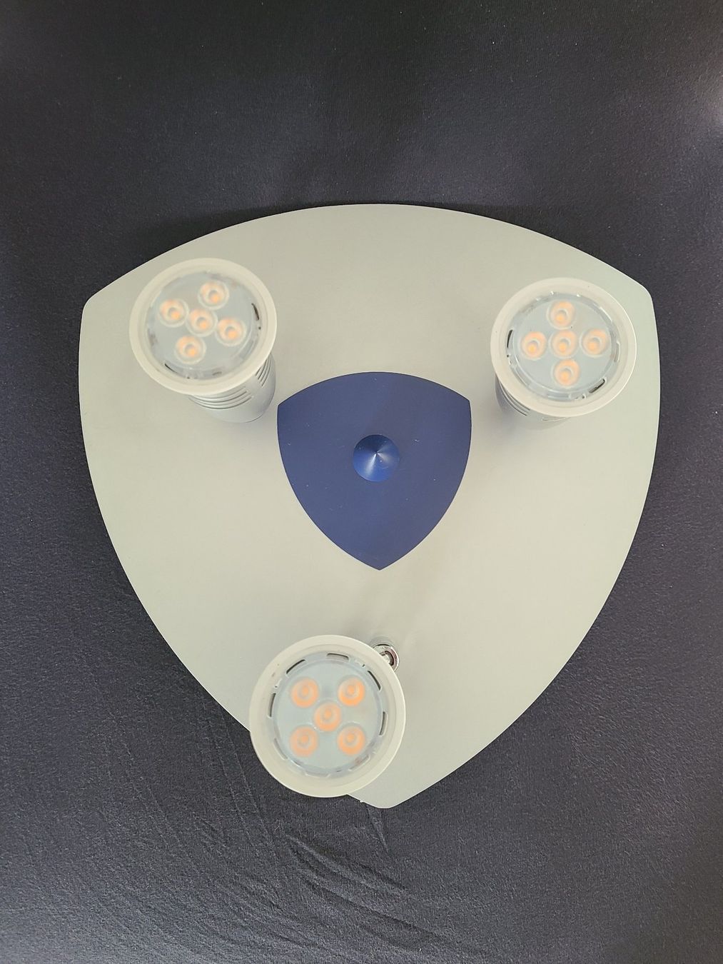 Kronleuchter & Deckenlampen: Design Deckenlampe, 3-flammig, Alu/Blau – Gebraucht aus Egg b. Zürich von alpenchueli 6