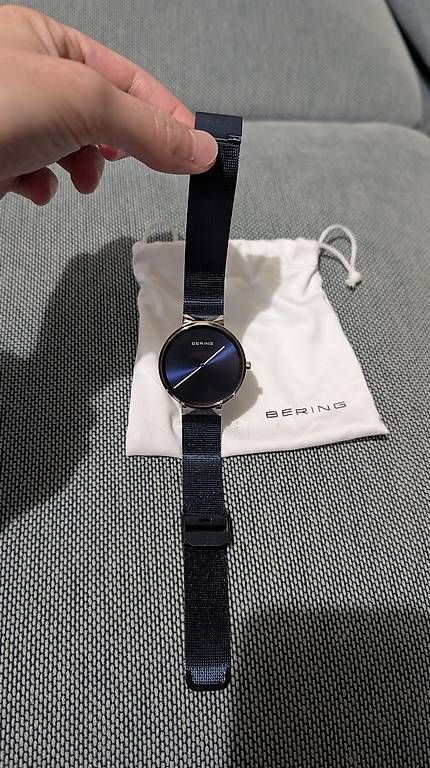 Orologi: Bering Time Klassische Uhr – Usato da Matten b. Interl venduto da ada_z6kw 2