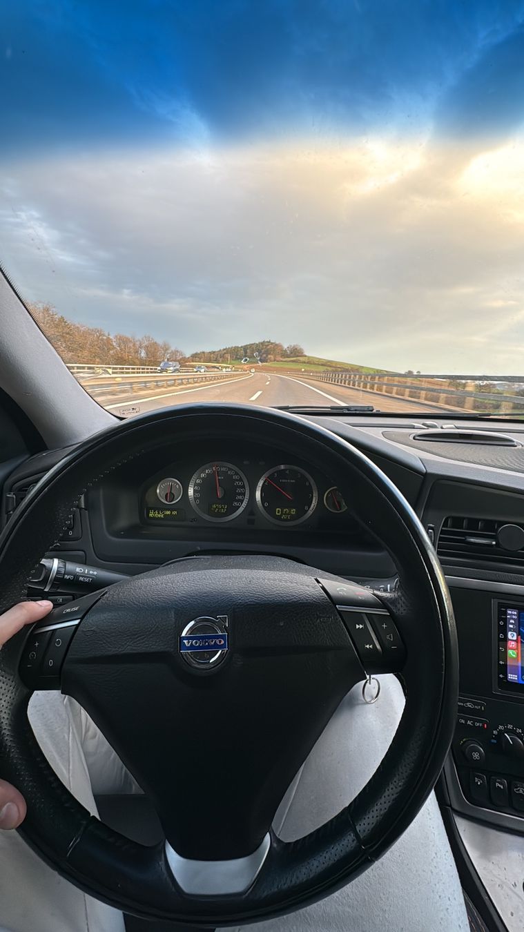 Volvo Automobili: Volvo s60 2.5t AWD – Usato da Courroux venduto da Hermes282 3