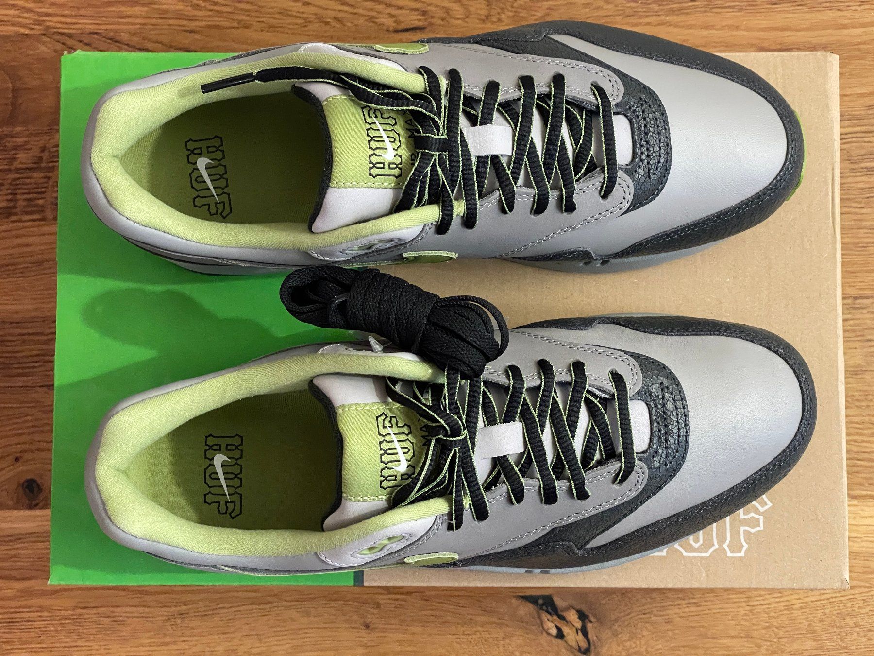 Nike Chaussures hommes: Nike Air Max 1 Huf SP | 42.5 9 – Neuf avec emballage d'origine à Schaffhausen par mar_mfl9 3