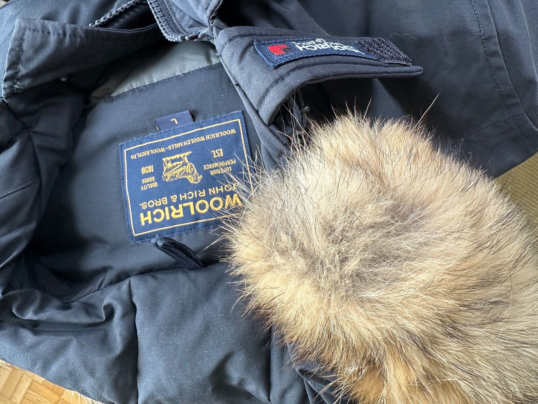 Woolrich Giacche: Woolrich Daunenjacke, dunkelblau, Gr. L, EU 38 – Usato da Herrliberg venduto da henri012 2