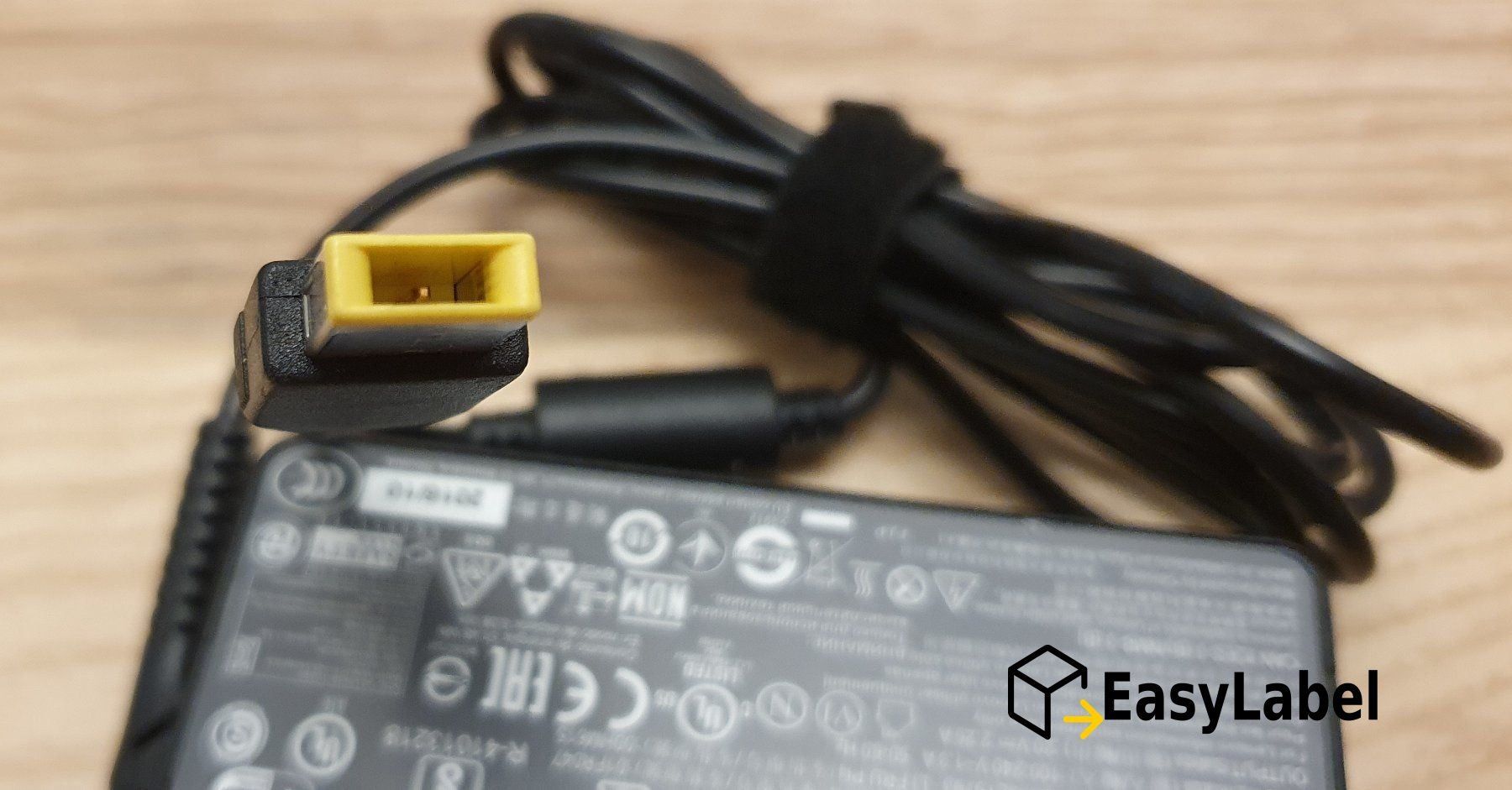 Lenovo Caricabatterie: Lenovo Netzteil 90W, 4.5A, eckig + rund – Usato da Glattpark(Opfikon) venduto da easylabel 3