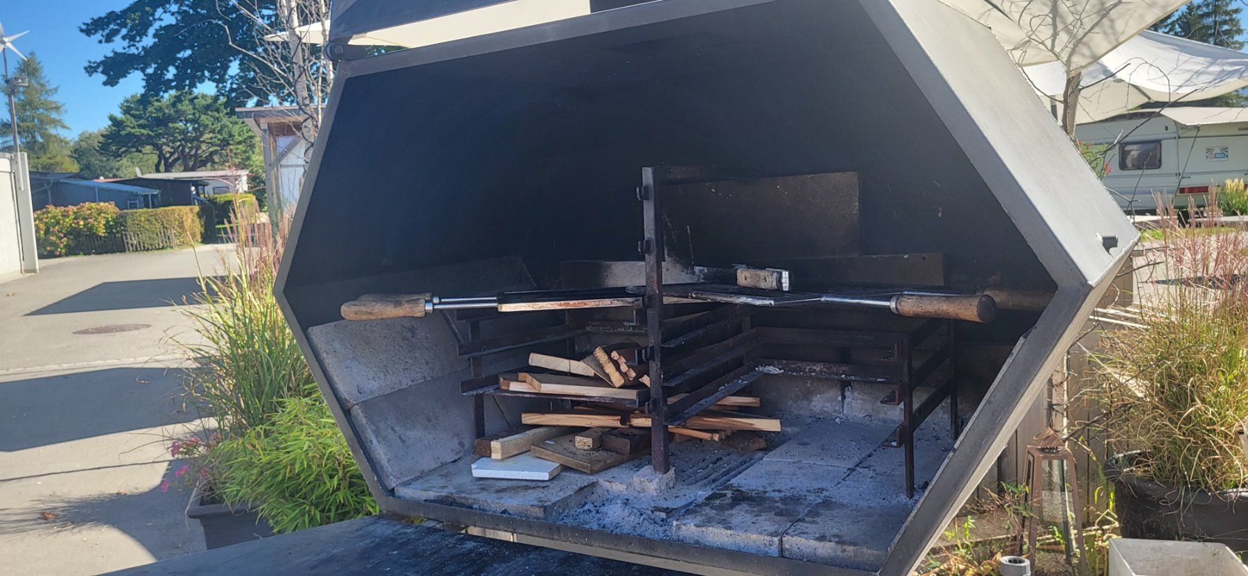 Grills: Profi Barbecue Grill / Schweizer Kochnationalmannschaft – Gebraucht aus Rheineck von inf_kv7d 3