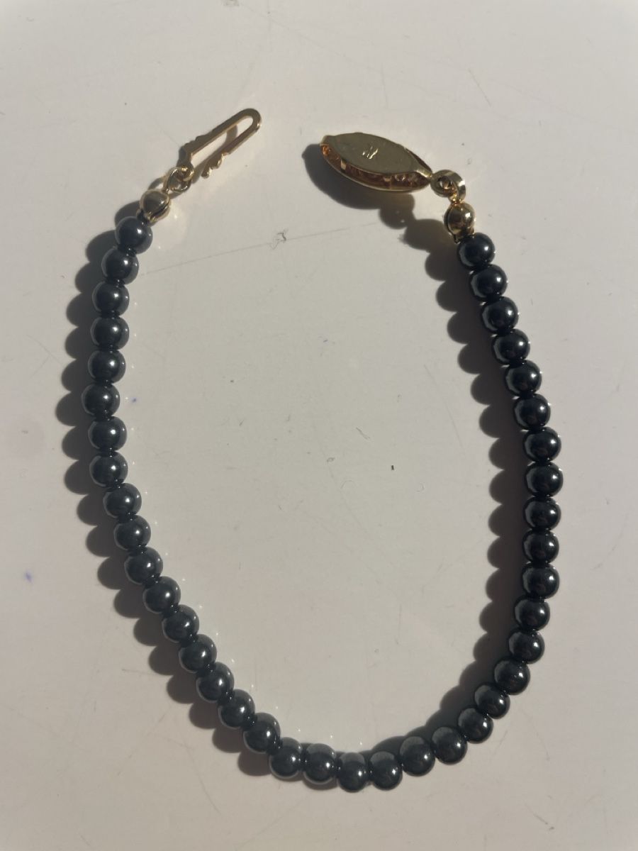 Bracciali & Braccialetti: F 910 ) Armkette mit schwarzen Perlen – Nuovo e nell'imballaggio originale da Diepoldsau venduto da Ganthammer