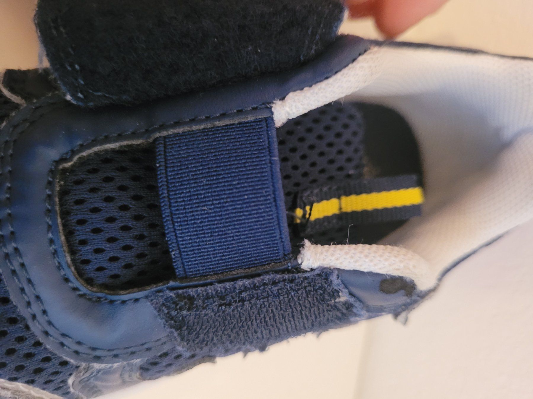 Scarpe da uomo: S 2: Schuhe Feuerwehrmann Sam, Grösse 25 – Usato da Bremgarten b. Bern venduto da Marge7979 5