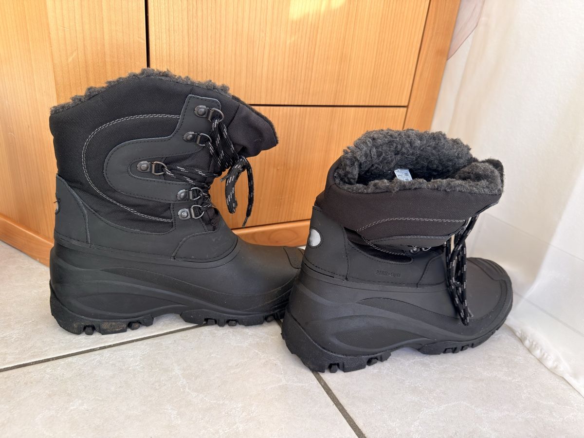 Herrenschuhe: Warme Winterstiefel gr.42 – Gebraucht aus Amlikon-Bissegg von Rose_Rose 1