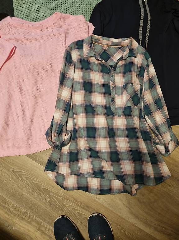 Cecil Lotti di vestiti: Pulli's Grösse XXL CECIL 46/48 Kleiderpaket – Usato da Einsiedeln venduto da Fluh05 5