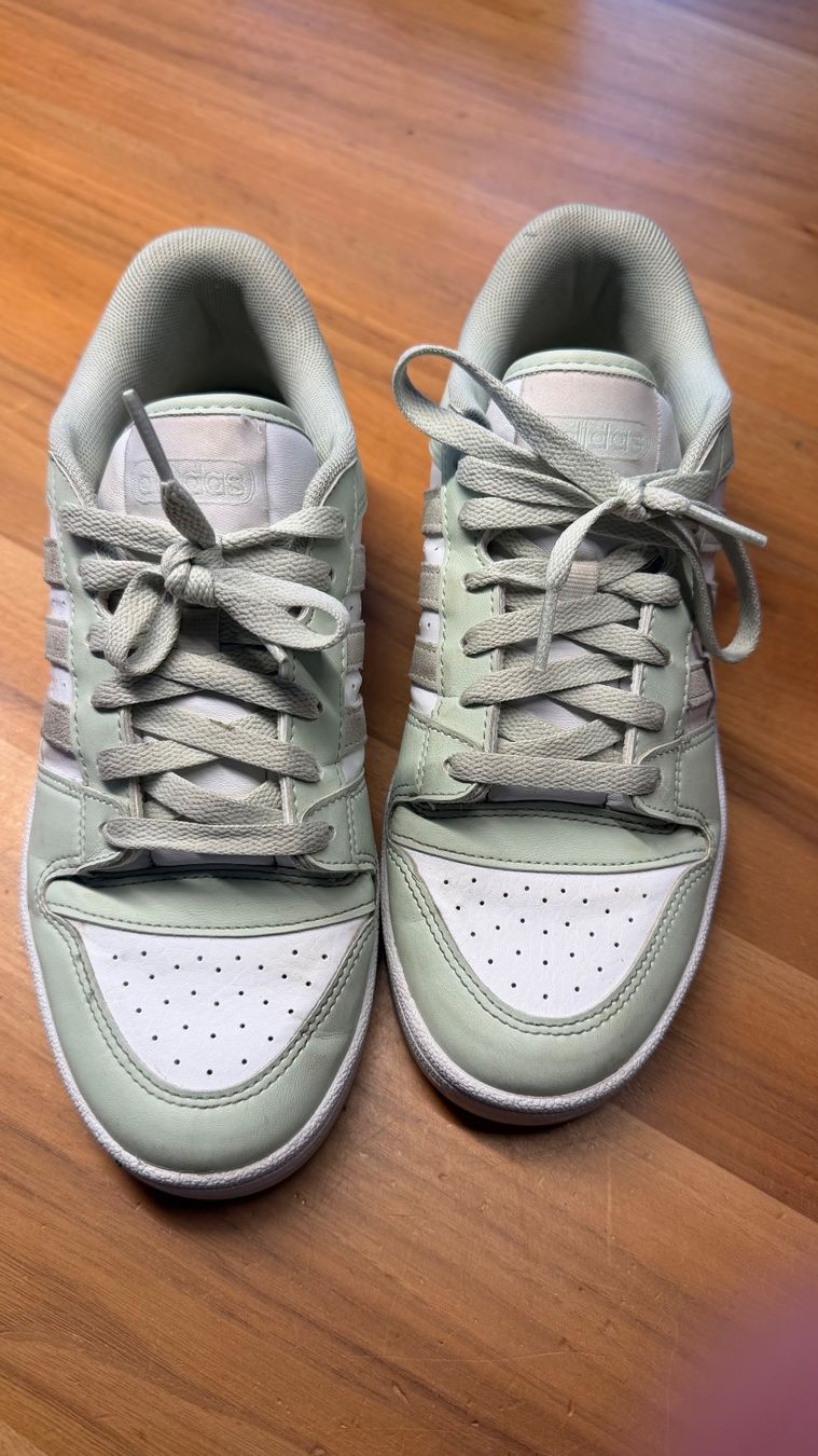 Adidas Herrenschuhe: Adidas Sneaker mintgrün – Gebraucht aus Adligenswil von swisstra