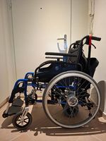 Rollstuhl Vermeiren mit Schiebehilfe V-Mobil