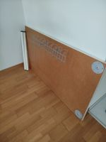 Ikea Schreibtischplatte Weiss mit Kabelhalterung