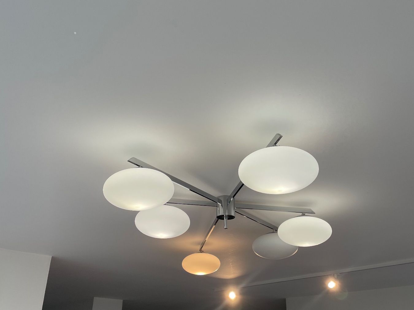 Kronleuchter & Deckenlampen: Design Deckenleuchte Angelo Lelli Stil mit Glaskugeln – Gebraucht aus Neuchâtel von BeatriceThierry 6